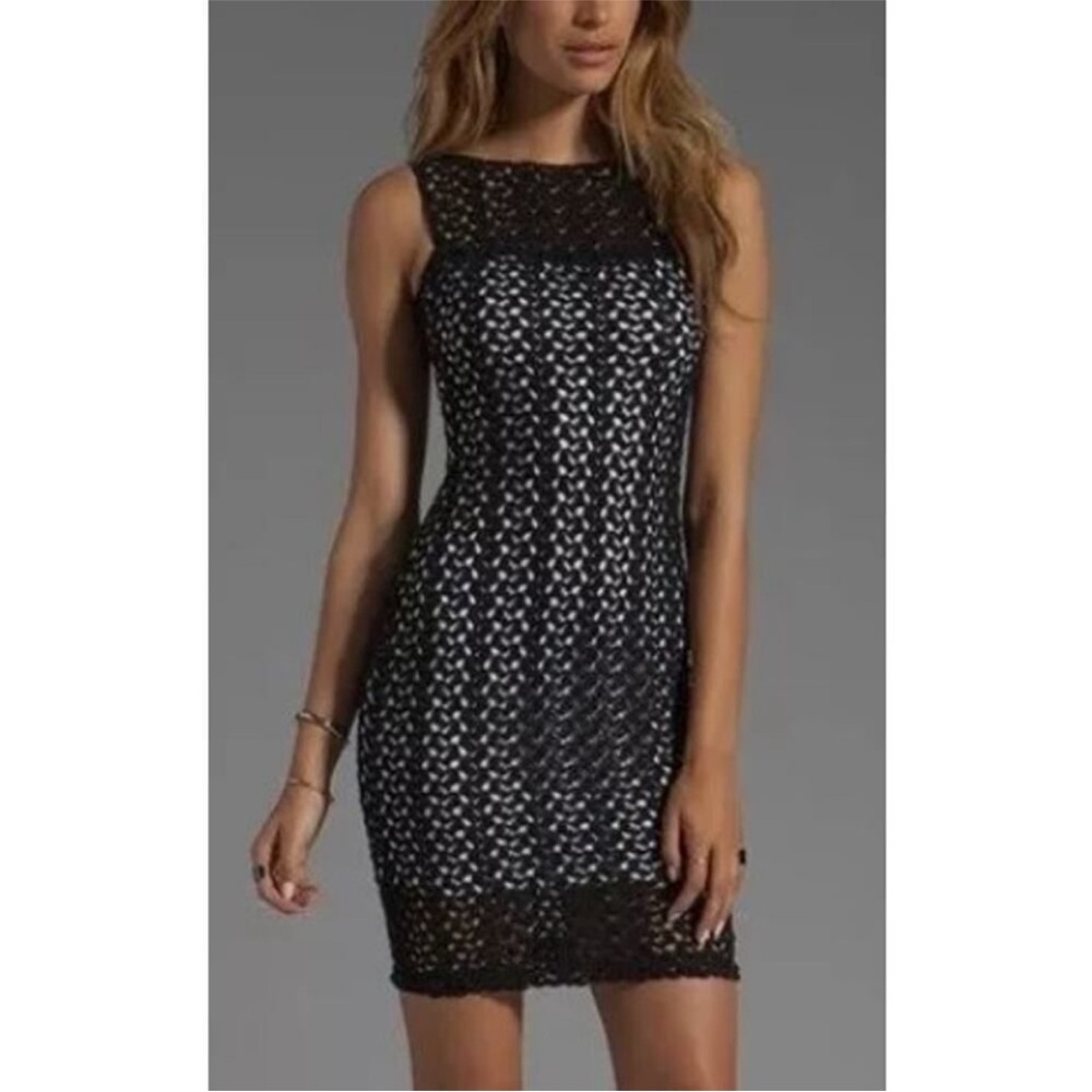 Black Halo Marianne Black and White Crochet Dress size 8 NWT